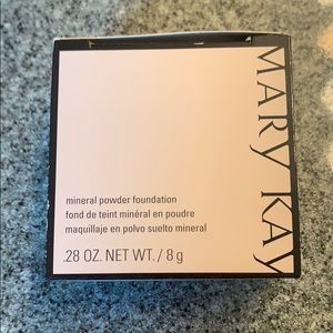 Mary Kay Beige .5 Mineral Powder Foundation